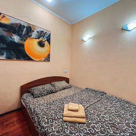 Apartment Near Metro Station Darnitsa Kyiv Exterior photo